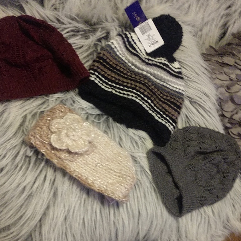 Women's winter hat loot